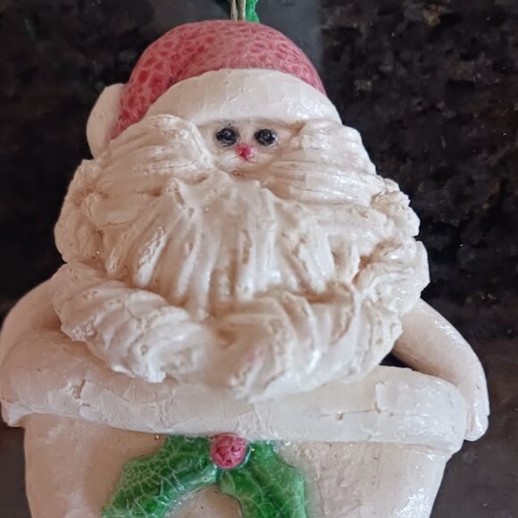 Santa in the Tub, Resin Ornament - Picture 4 of 4